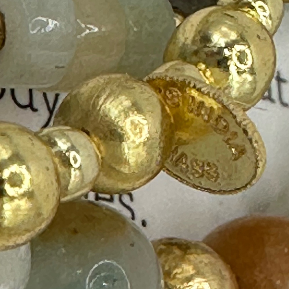 Quartz Three Bracelets Made In India - Picture 7 of 7